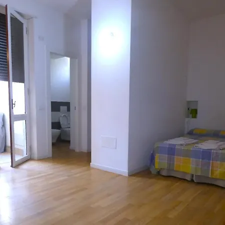 Splendido Open Space, A 10 Min A Piedi Dal Centro Iuns2308 *