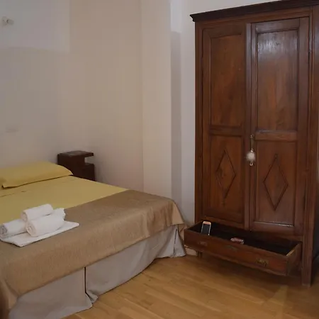 Splendido Open Space, A 10 Min A Piedi Dal Centro Iuns2308