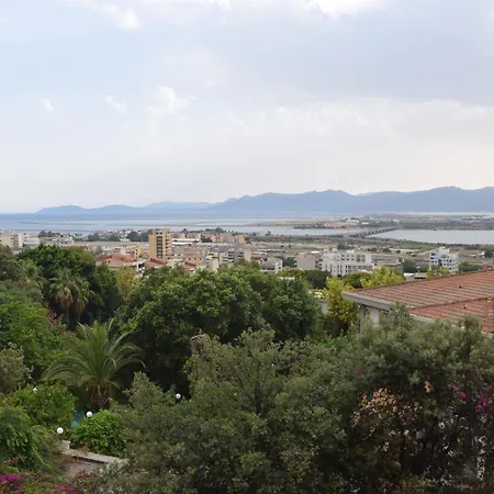 Splendido Open Space, A 10 Min A Piedi Dal Centro Iuns2308 * 卡利亚里