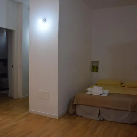 Splendido Open Space, A 10 Min A Piedi Dal Centro Iuns2308 卡利亚里